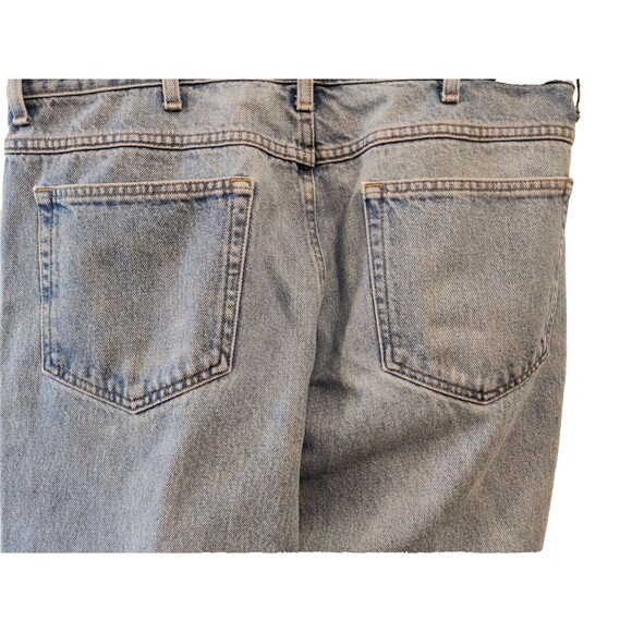 LL Bean Classic Fit Straight Denim Stonewash Size 38 x 32-Flaw or Distress - Picture 12 of 12